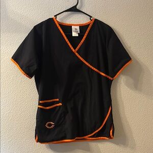 NFL Team Apparel Chicago Bears scrub top